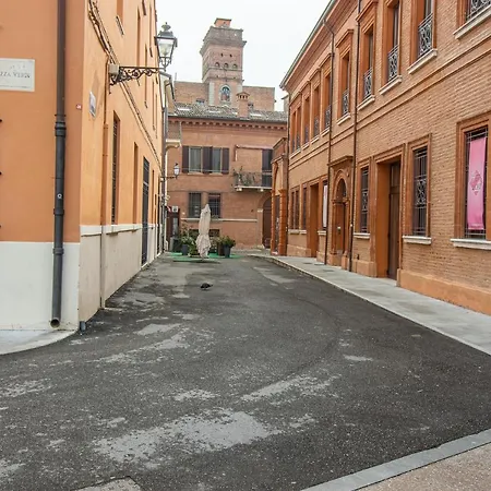 Centro Elegant Duplex Ferrara